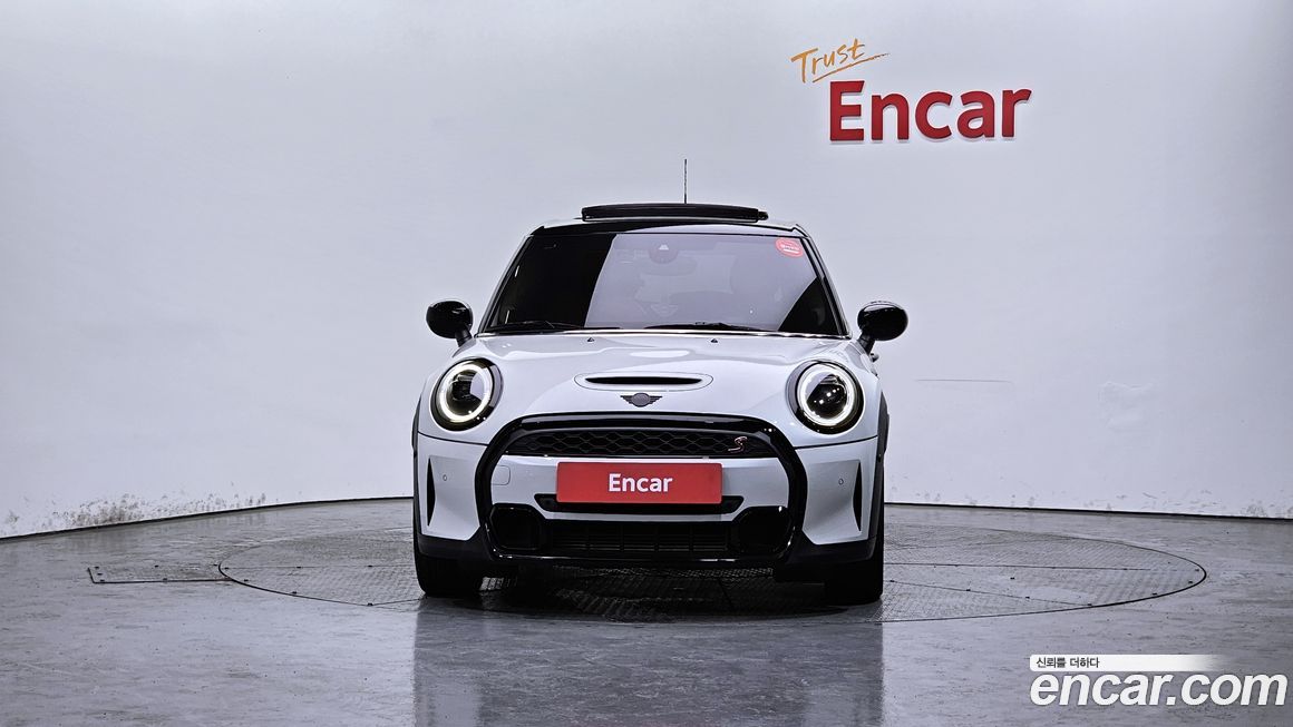 Mini Cooper 2024