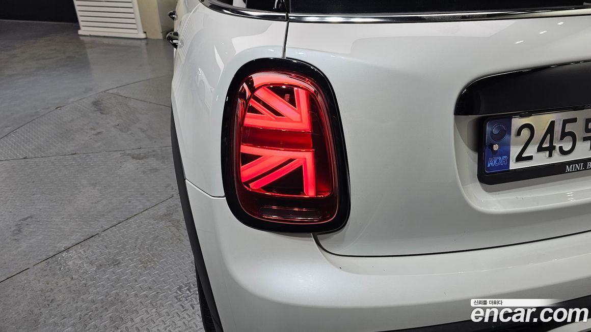 Mini Cooper 2024