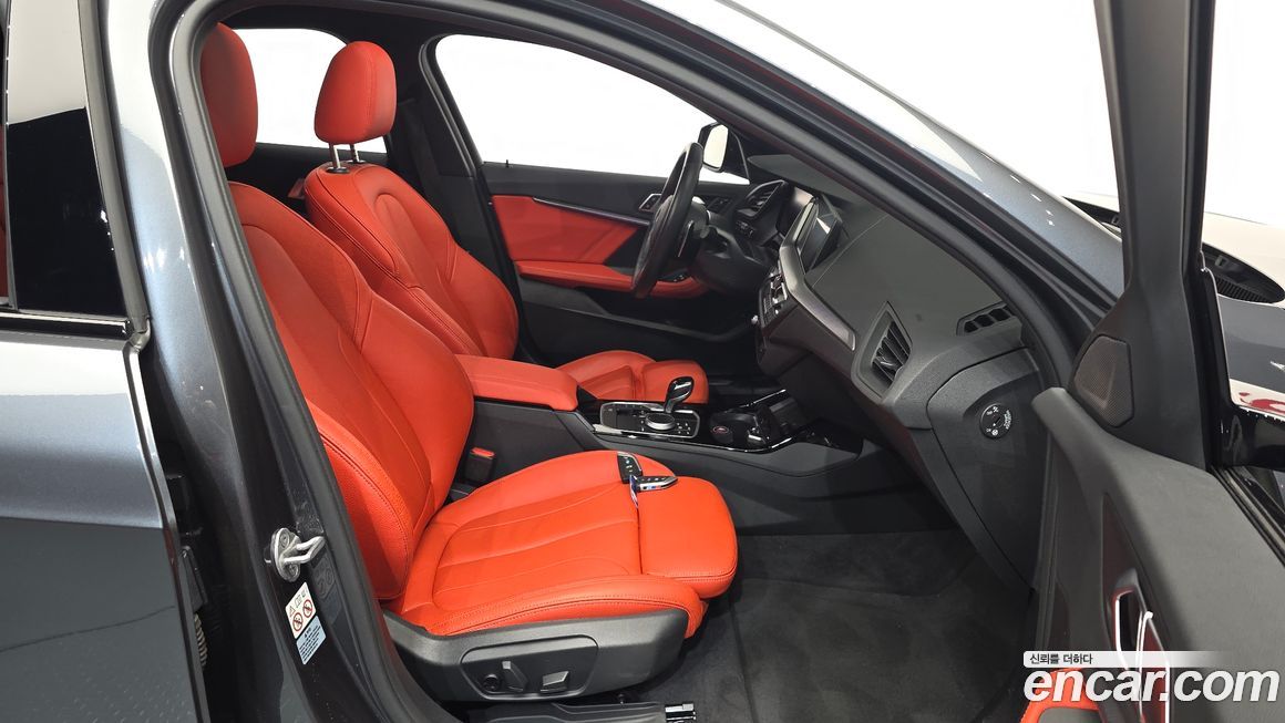 BMW 1-Series 2021