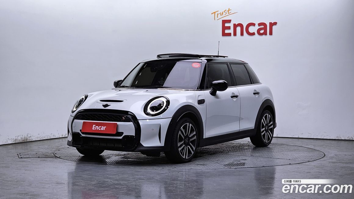 Mini Cooper 2024