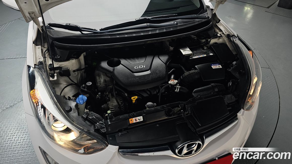Hyundai AVANTE 2016