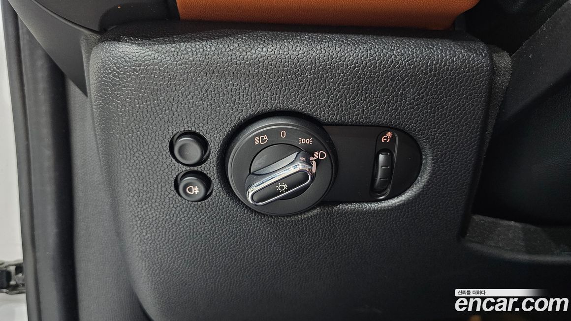 Mini Cooper 2024