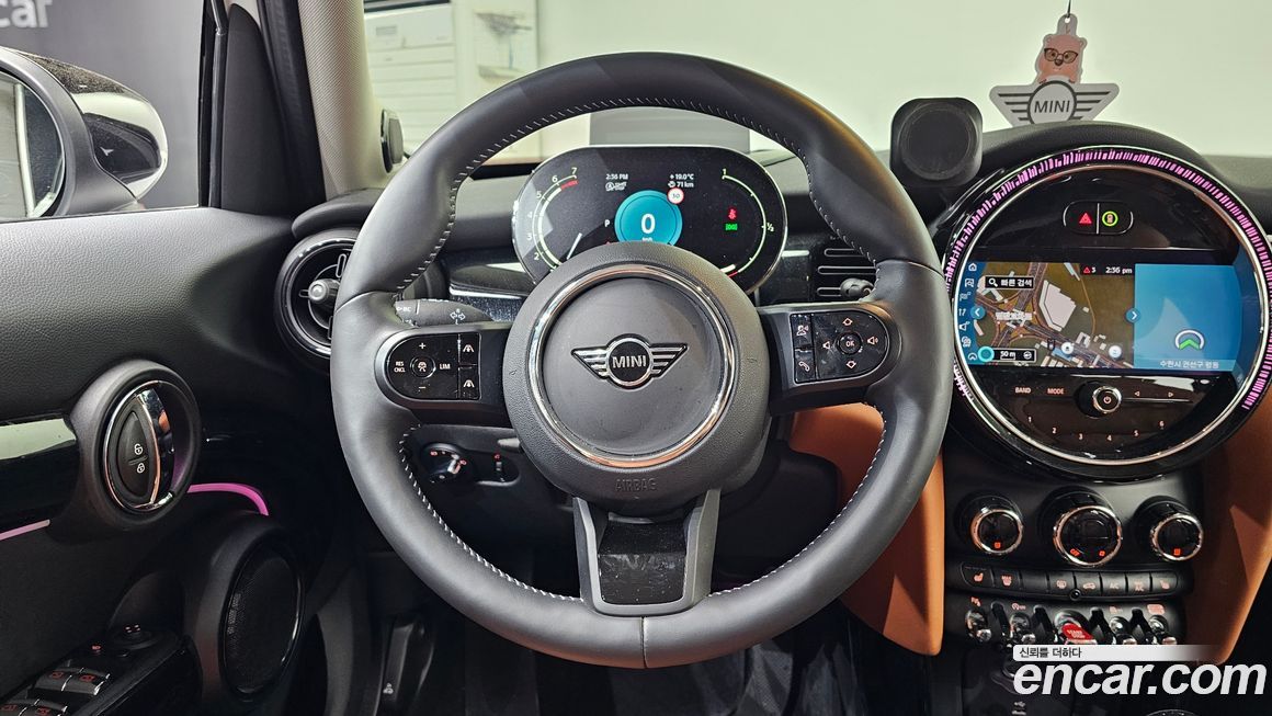 Mini Cooper 2024