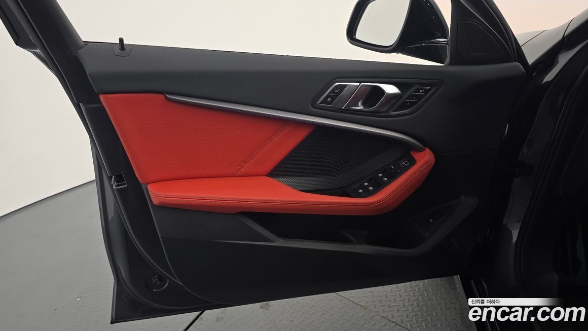 BMW 1-Series 2021