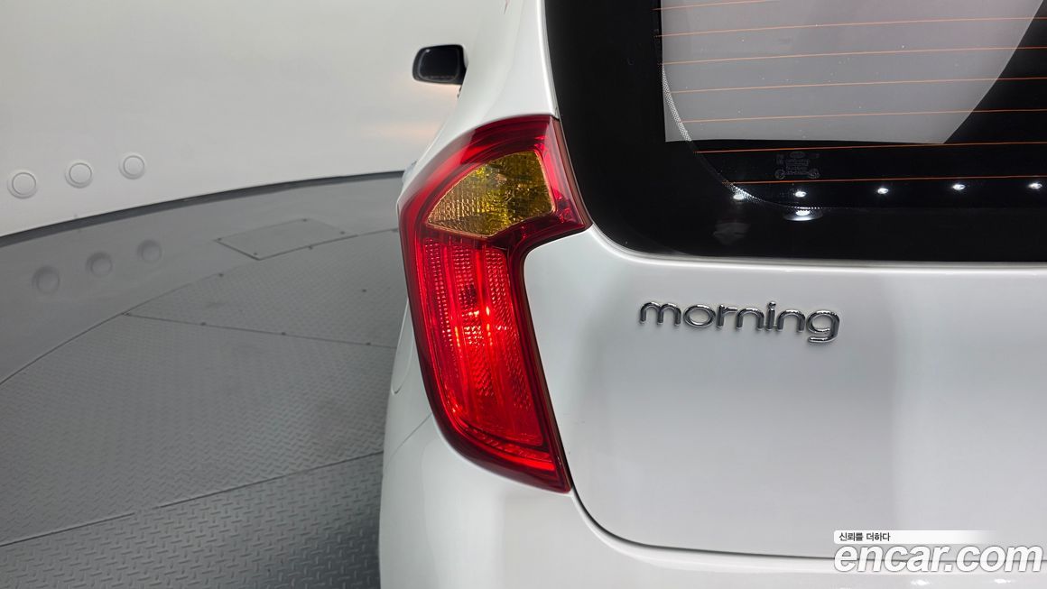 Kia morning 2016