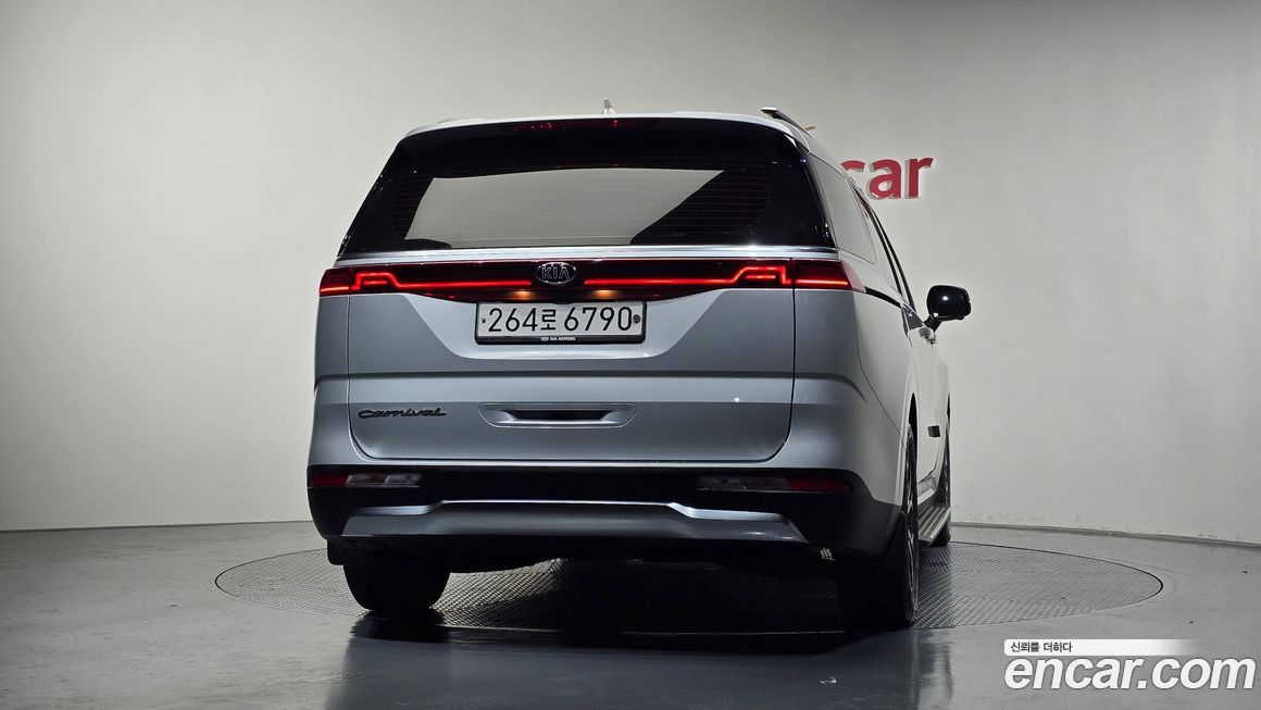 Kia Canival 2021