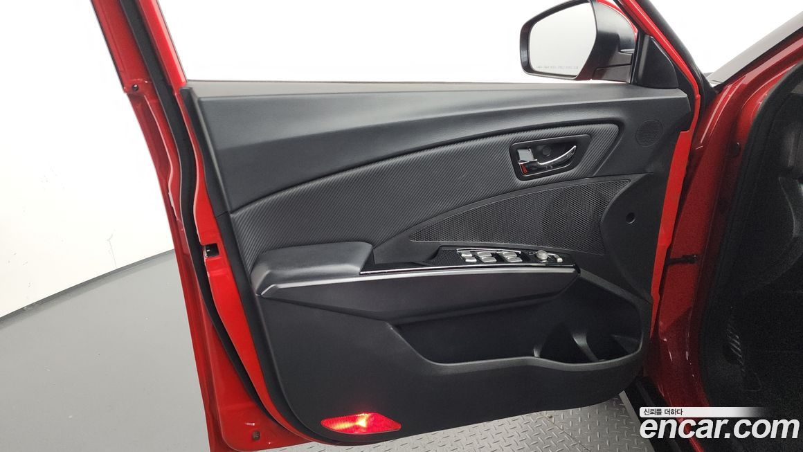 KG_Mobility_Ssangyong TIBOLI 2017