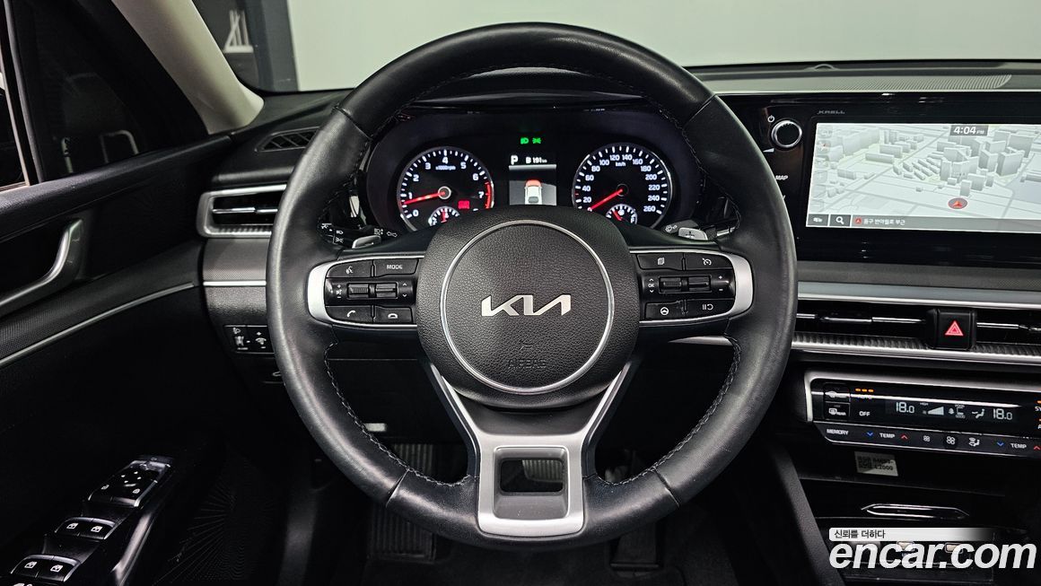 Kia K5 2023