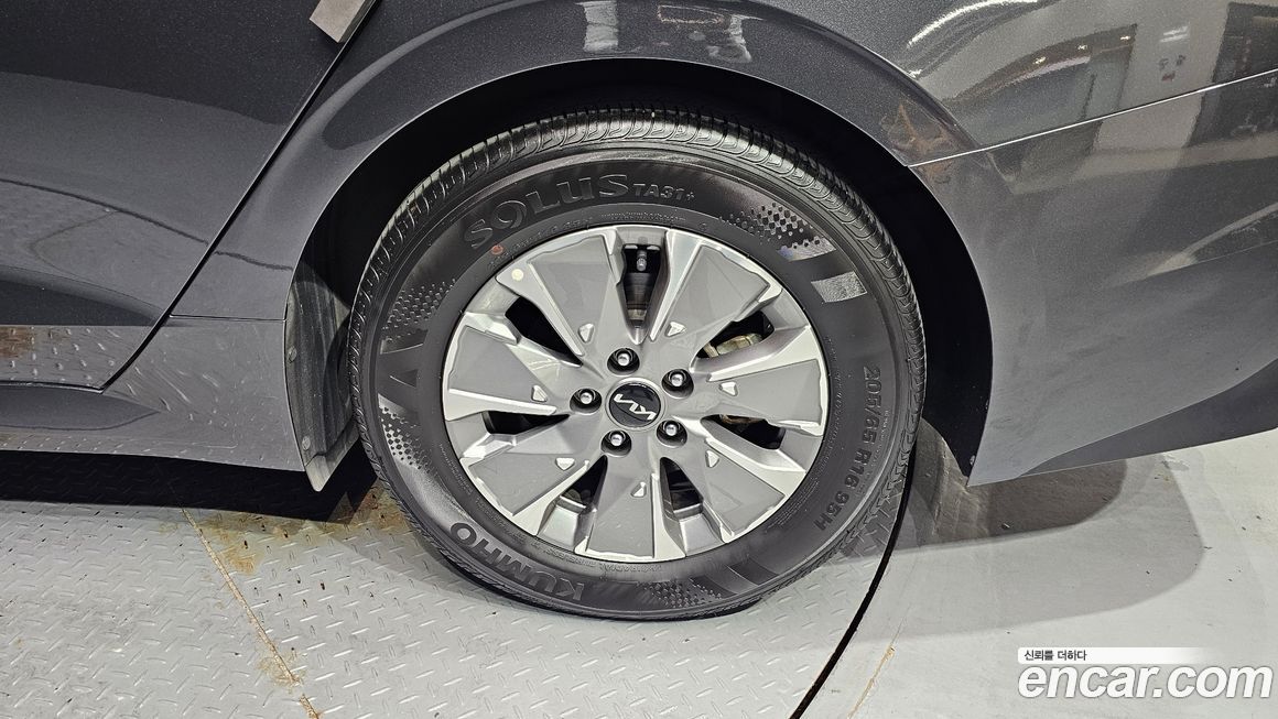 Kia K5 2024