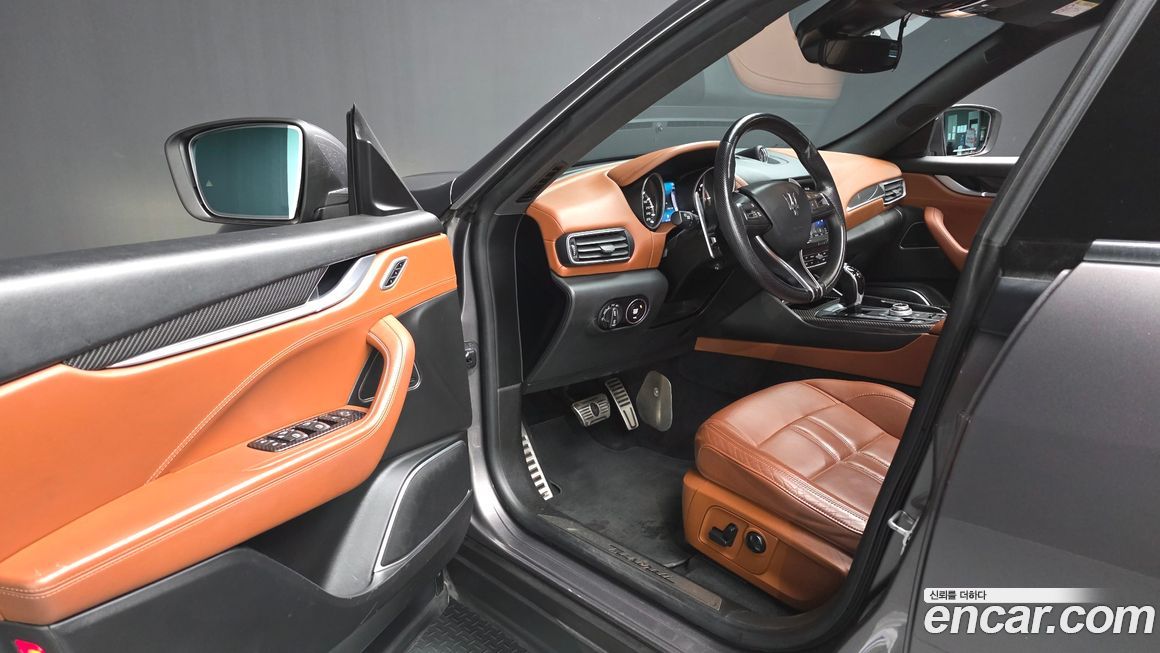 Maserati Levante 2017