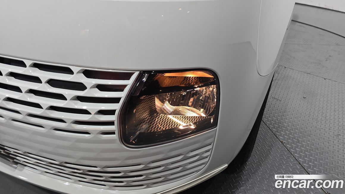 Hyundai Staria 2023