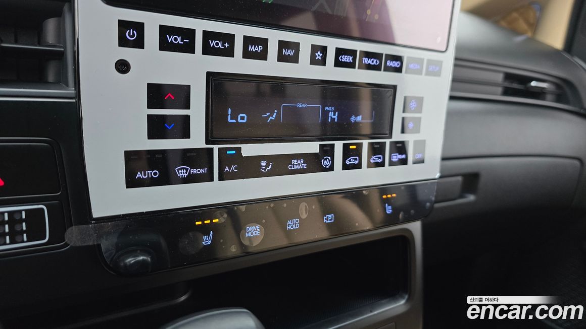 Hyundai Staria 2023