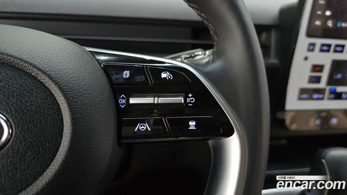 Hyundai Staria 2023