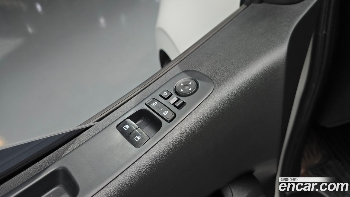 Hyundai Staria 2023