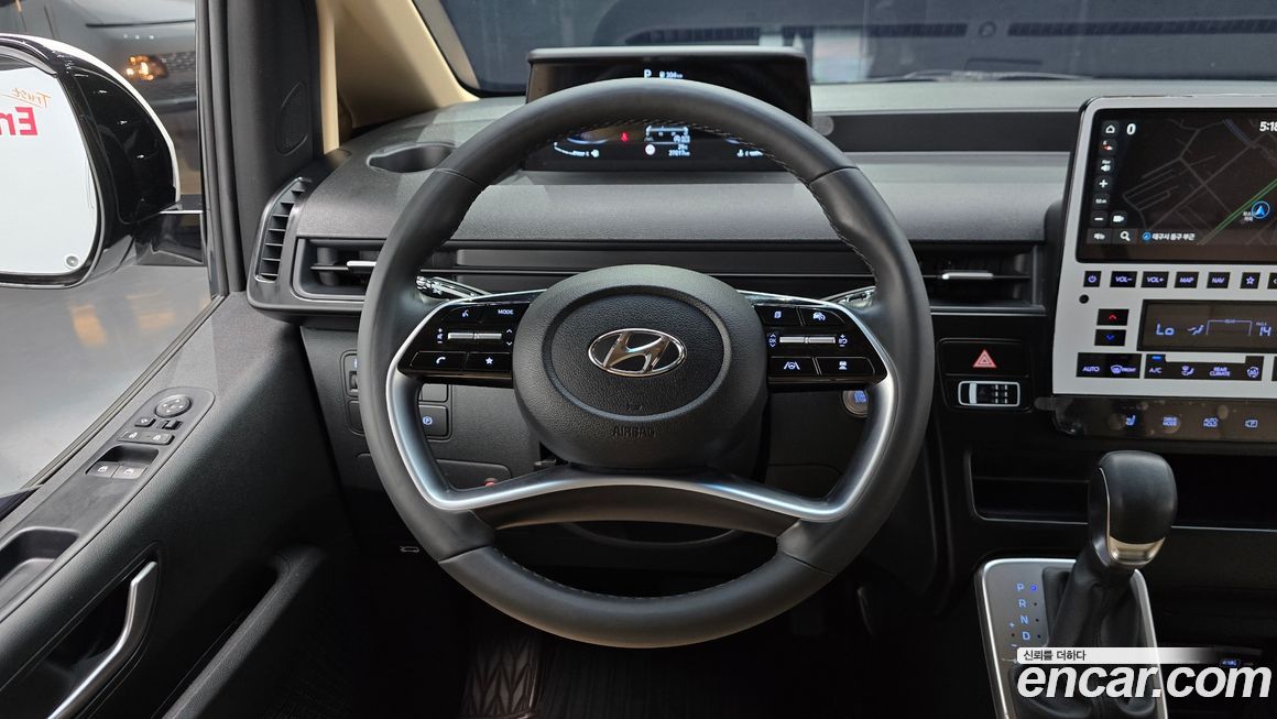 Hyundai Staria 2023