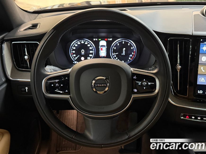 Volvo XC60 2020