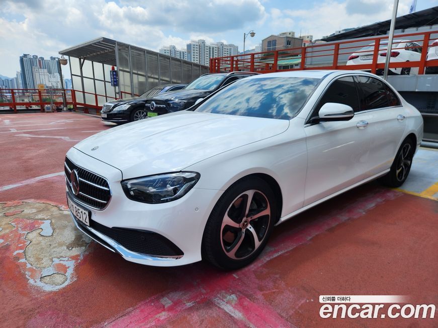 Mercedes-Benz E-Class 2021