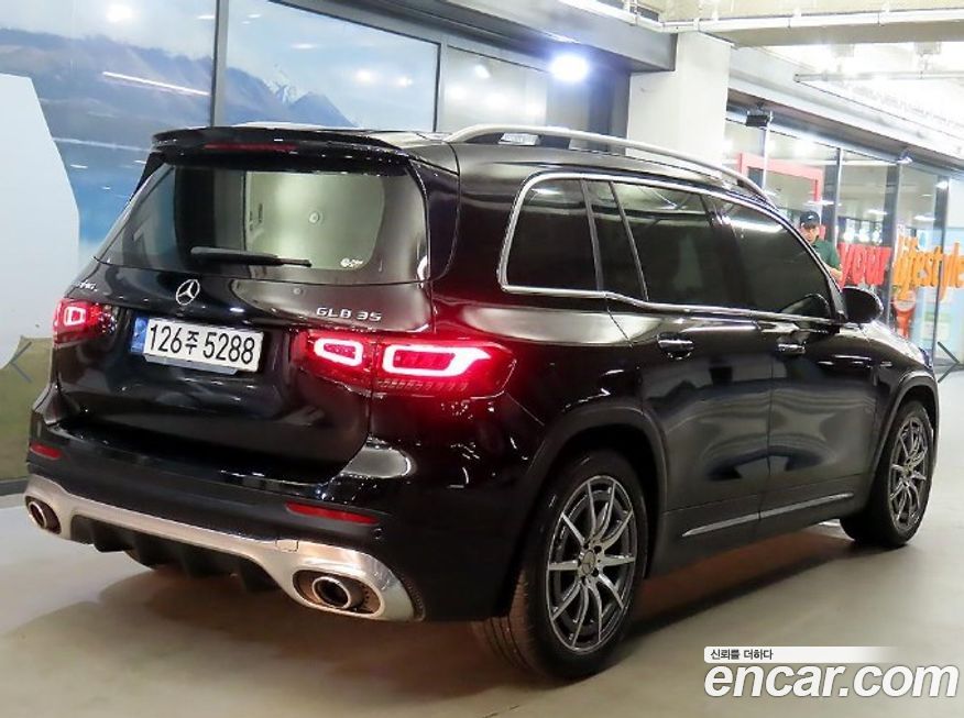 Mercedes-Benz GLB-Class 2021