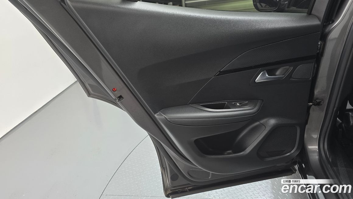 Peugeot 2008 2021
