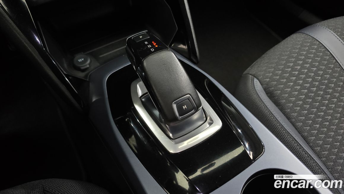 Peugeot 2008 2021
