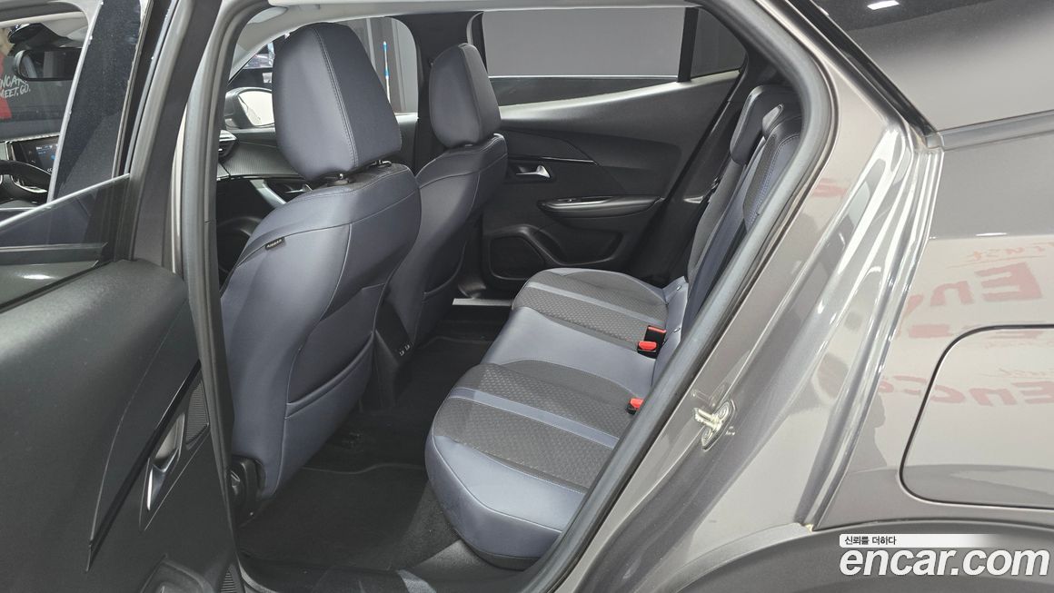 Peugeot 2008 2021