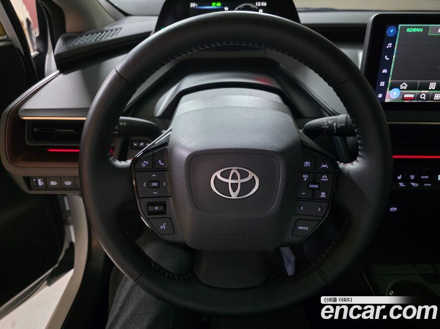 Toyota Prius 2024