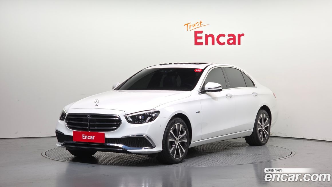 Mercedes-Benz E-Class 2021