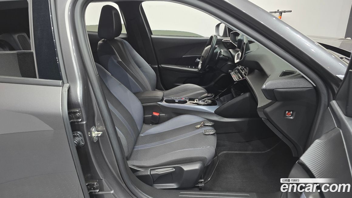 Peugeot 2008 2021