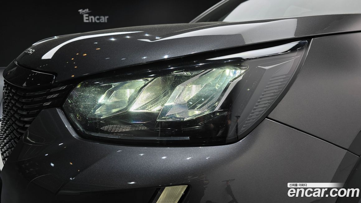 Peugeot 2008 2021