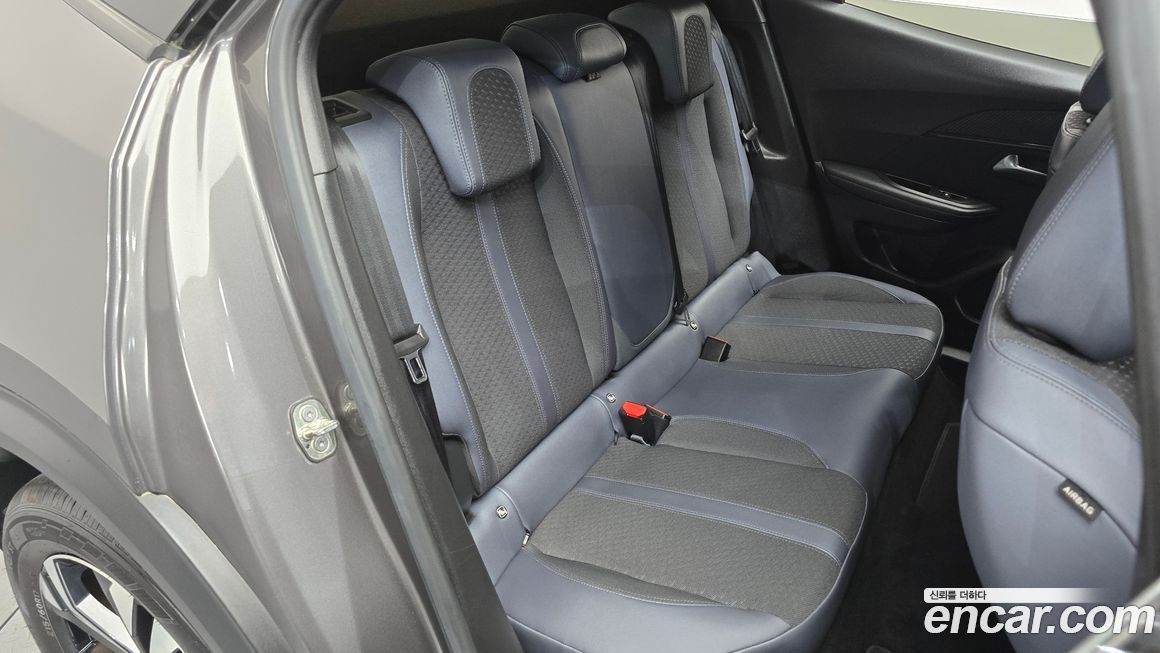 Peugeot 2008 2021