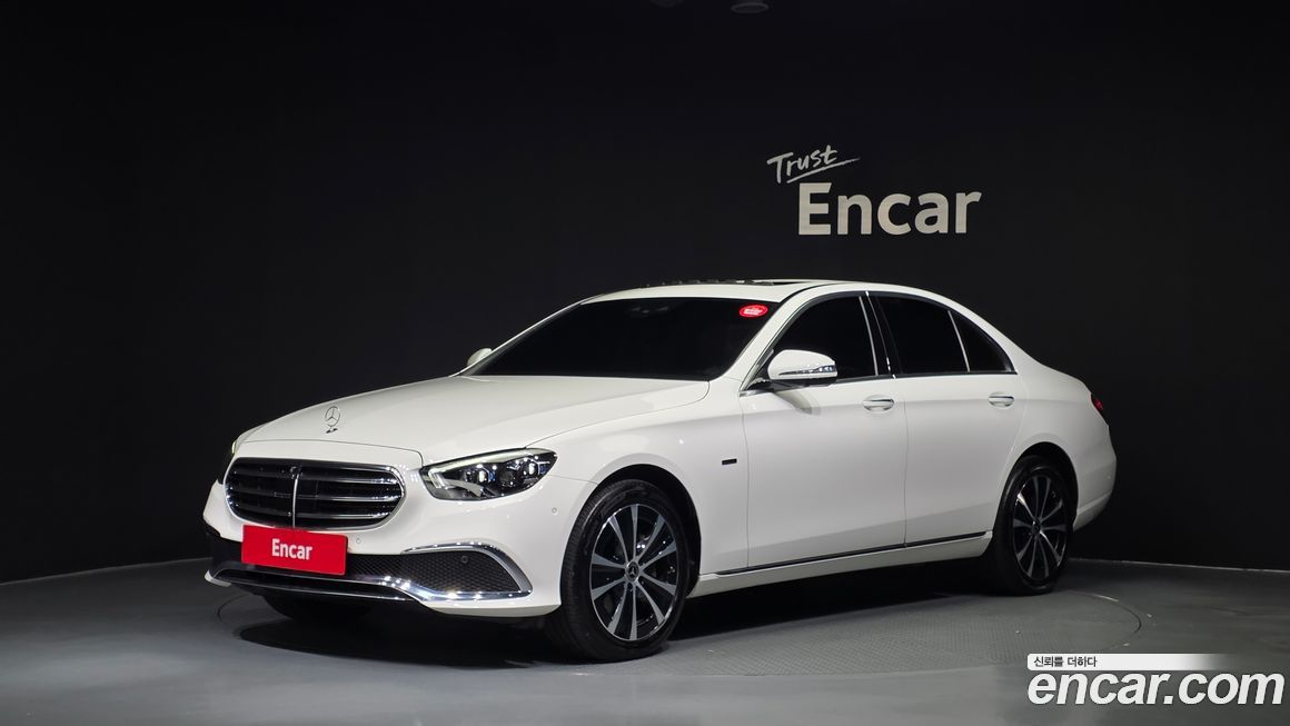 Mercedes-Benz E-Class 2021