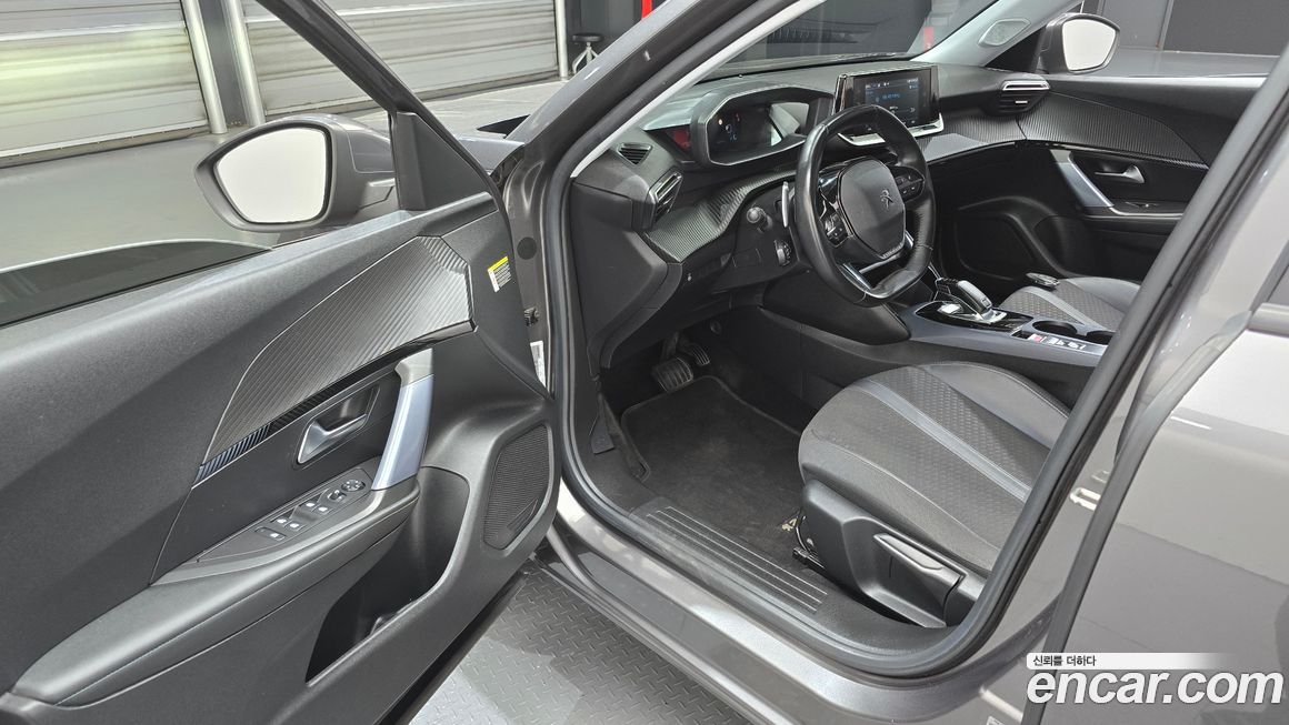 Peugeot 2008 2021