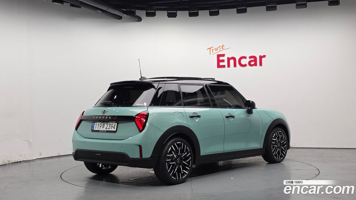 Mini Cooper 2025
