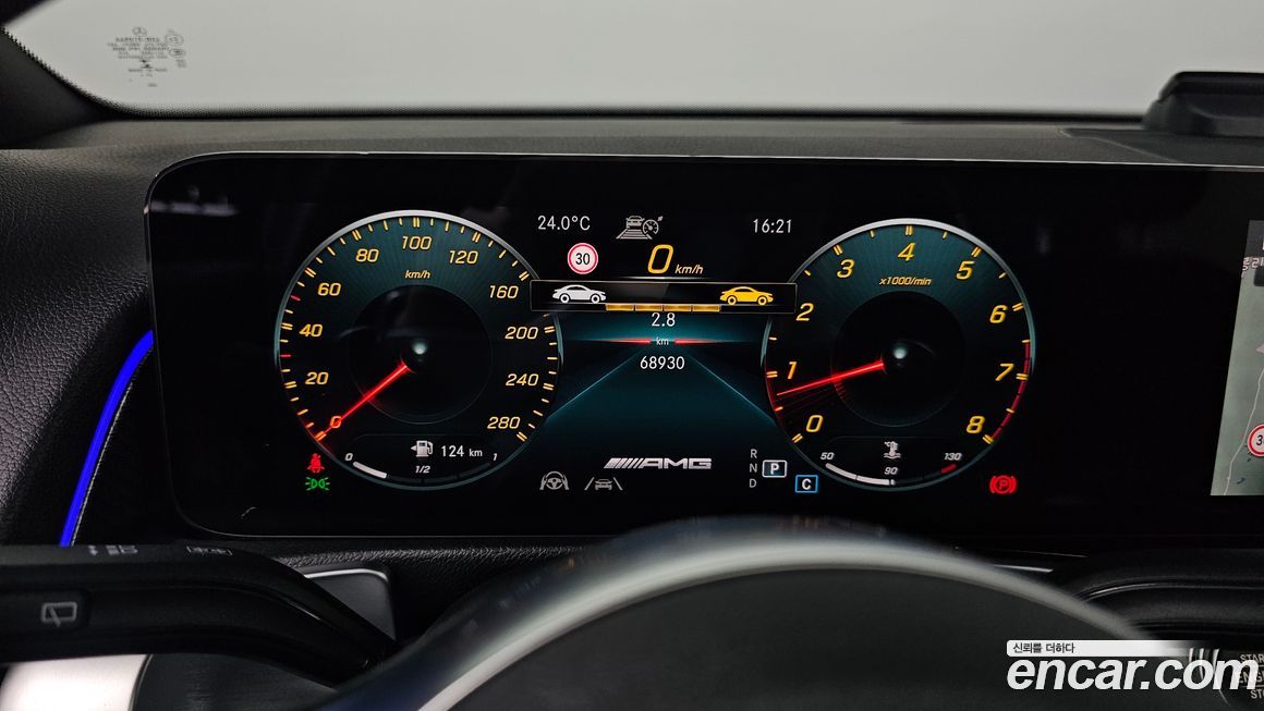 Mercedes-Benz GLB-Class 2022