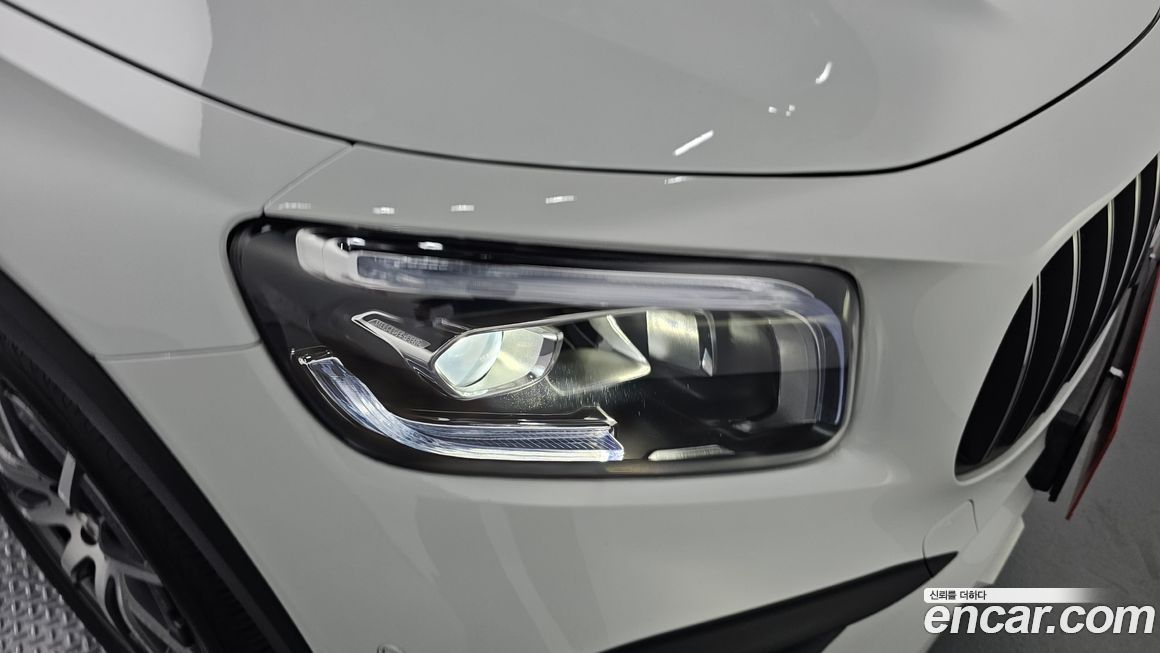 Mercedes-Benz GLB-Class 2022