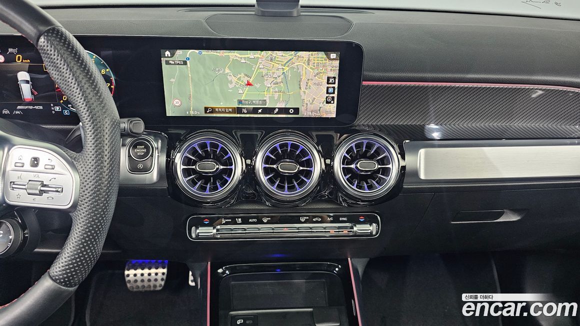 Mercedes-Benz GLB-Class 2022