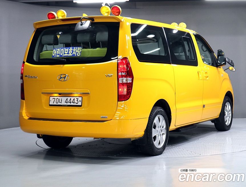 Hyundai Starex 2019