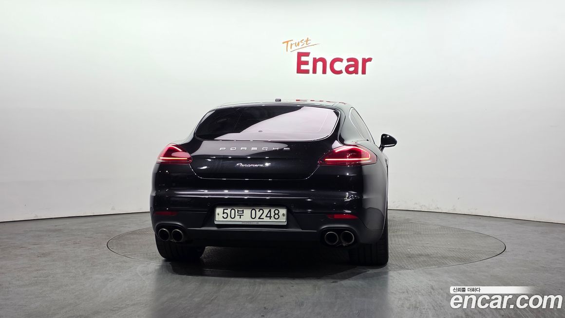 Porsche Panamera 2014