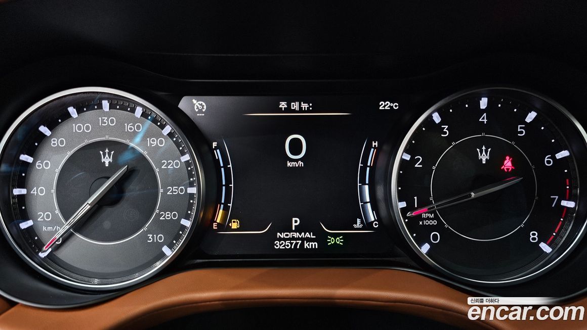 Maserati Ghibli 2021