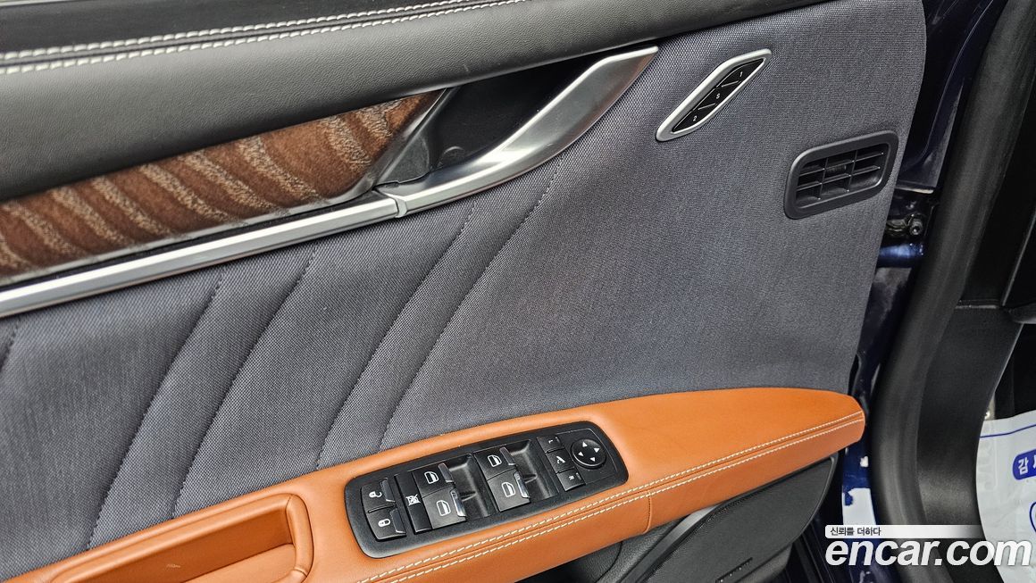 Maserati Ghibli 2021
