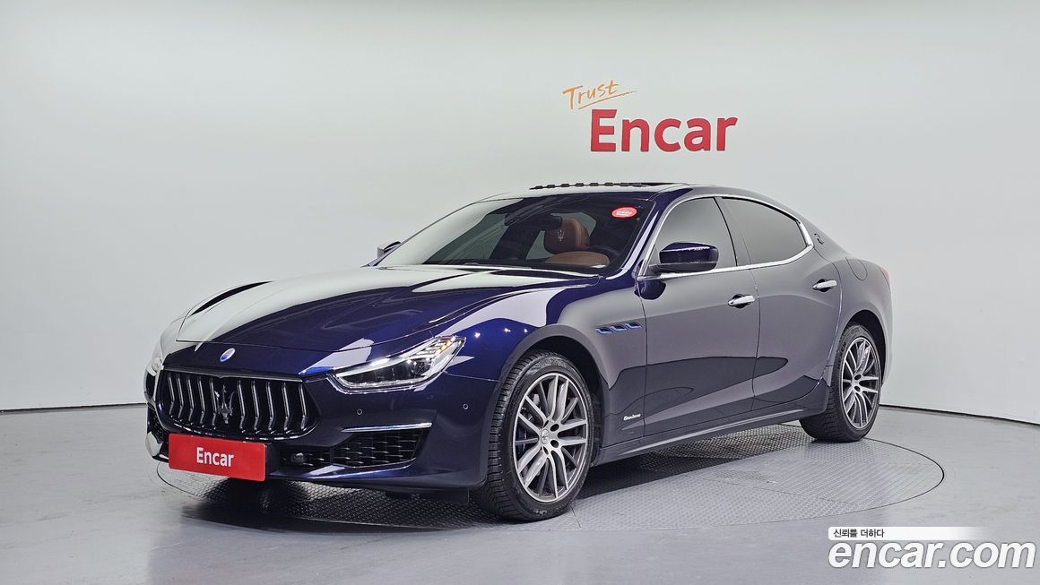 Maserati Ghibli 2021