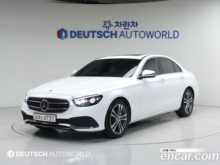 Mercedes-Benz E-Class 2022