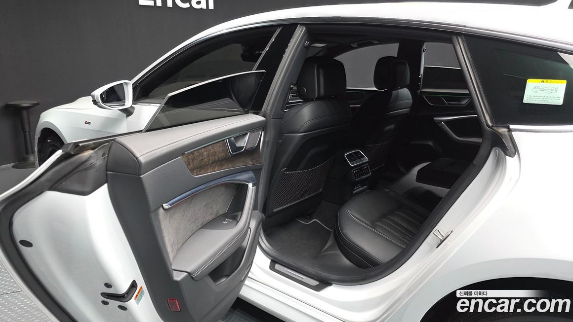 Audi A7 2021