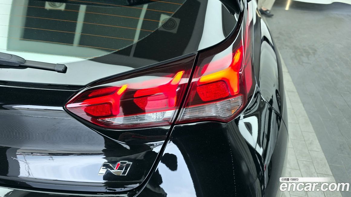 Hyundai Veloster 2019