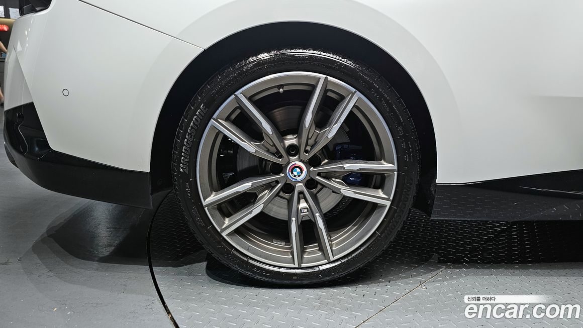 BMW 2-Series 2023