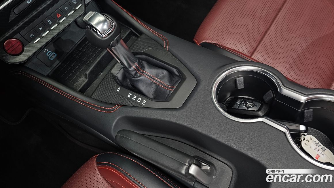 Ford Mustang 2024