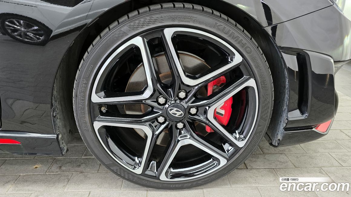 Hyundai Veloster 2019