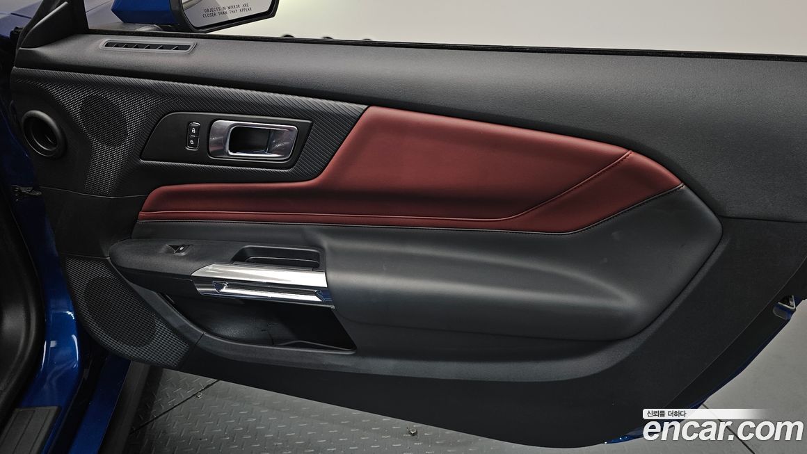 Ford Mustang 2024