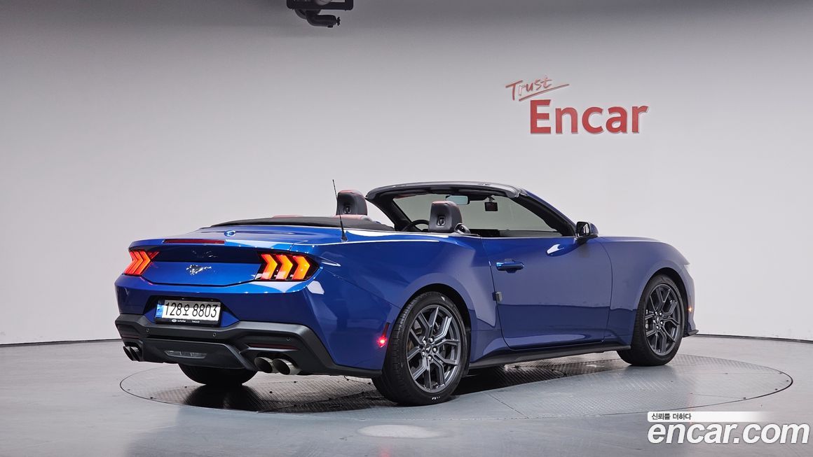 Ford Mustang 2024