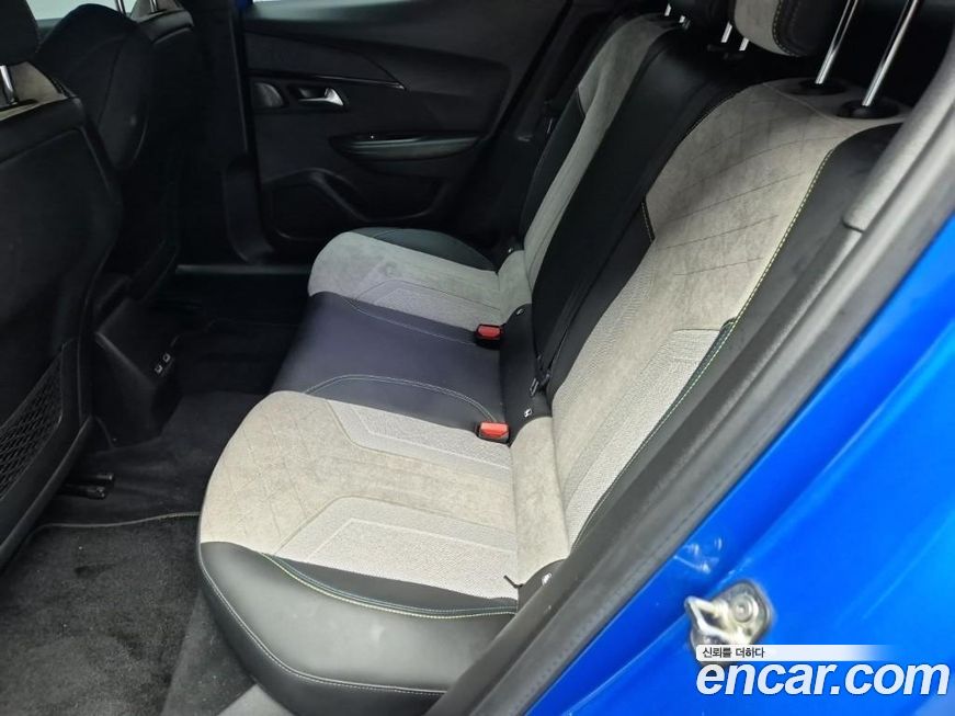 Peugeot 2008 2021